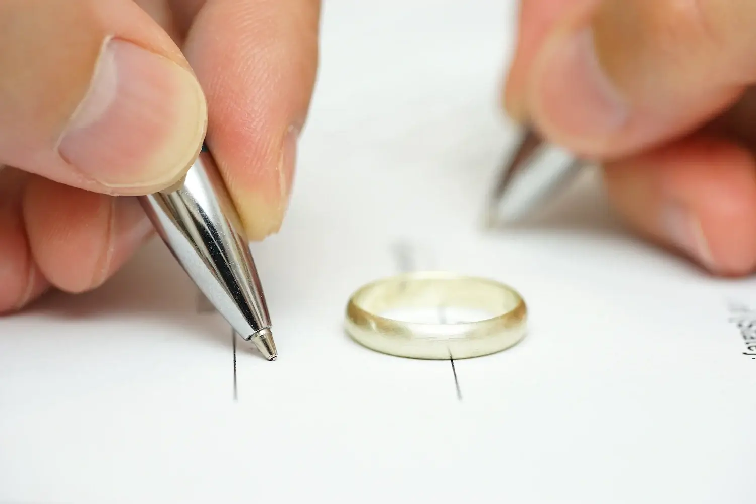 Strengthening Your Position in Divorce Negotiations with Professional Mediation Buckingham